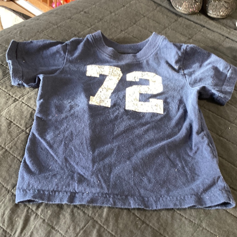 Clearance  1989 place navy t-shirt